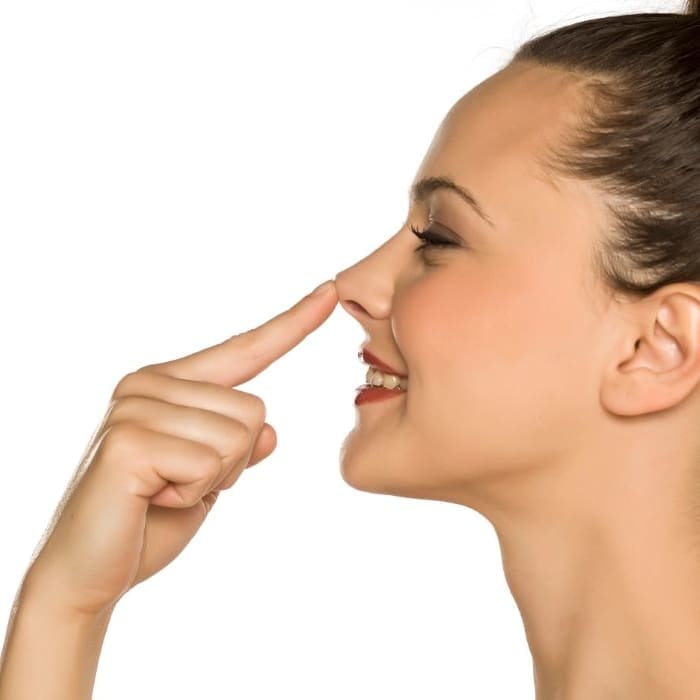 treating dorsal hump